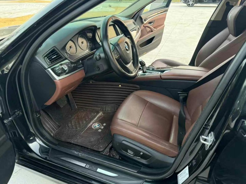 徐州17年宝马5系4
