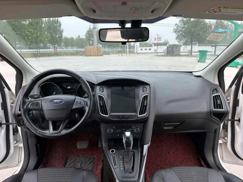 徐州15年福特福克斯4