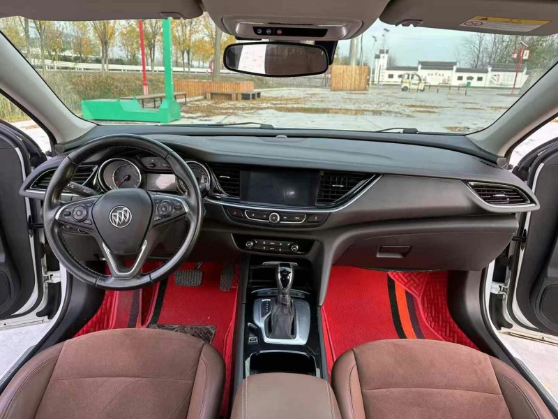 徐州19年别克君威4