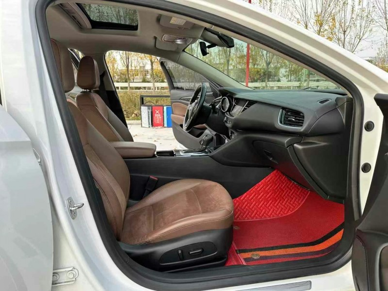 徐州19年别克君威5