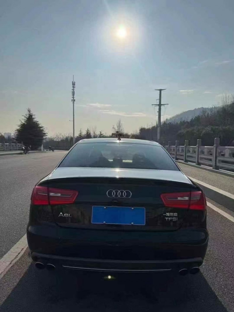 青岛15年奥迪A6L9