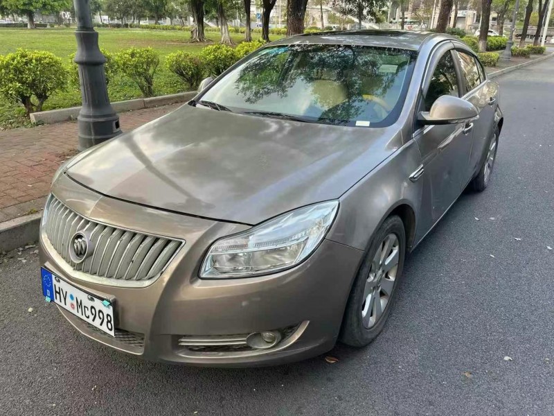 东莞11年别克君威2