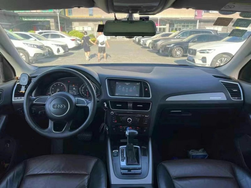 佛山17年奥迪Q56