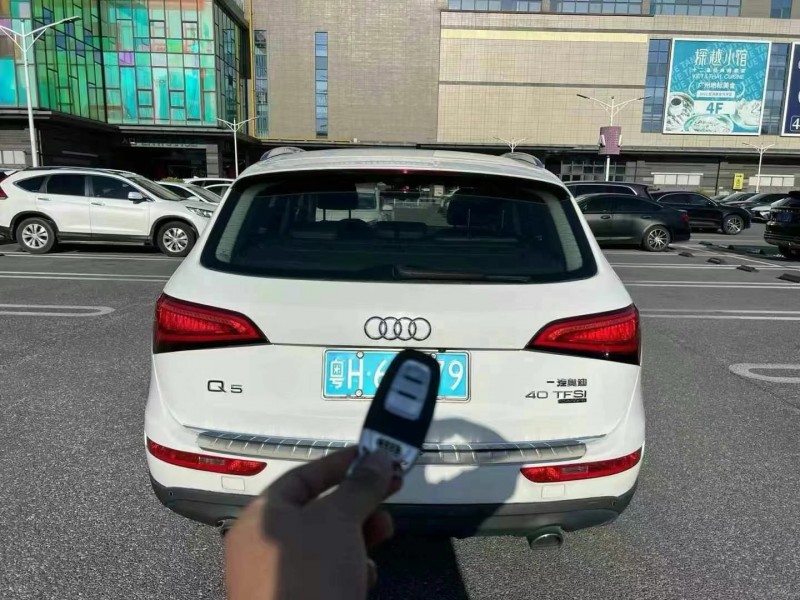佛山17年奥迪Q59
