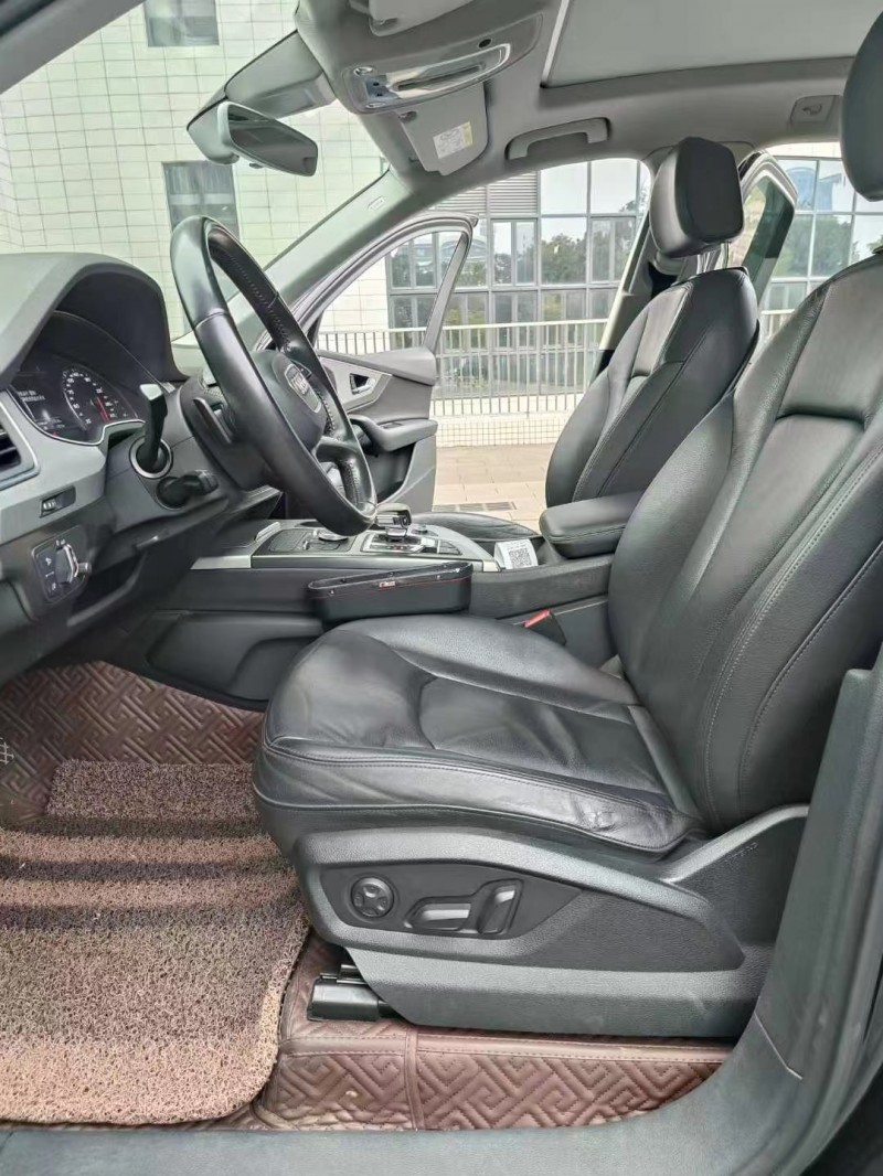 佛山17年奥迪Q78