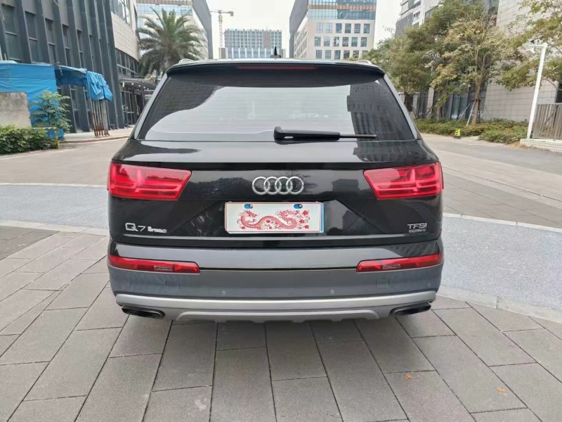 佛山17年奥迪Q79