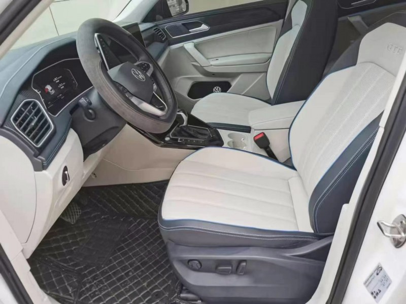 保定24年大众探岳8