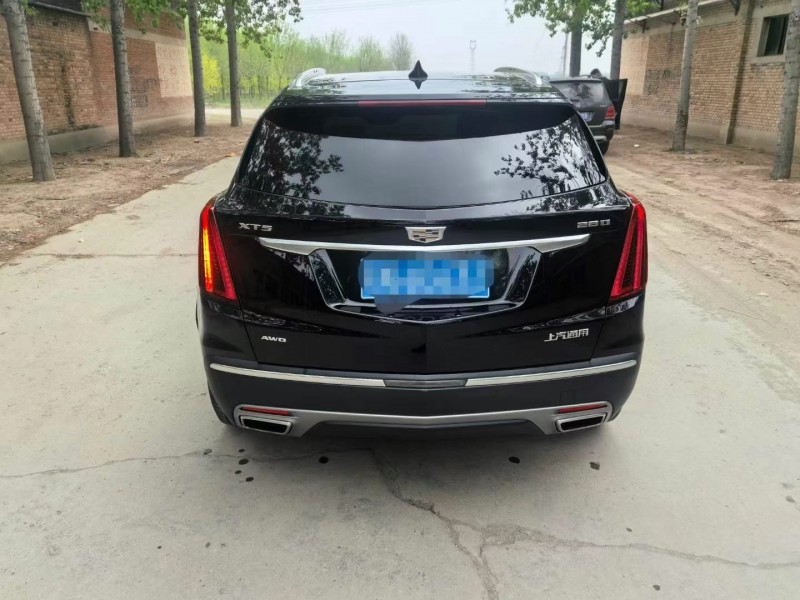 保定20年凯迪拉克XT58
