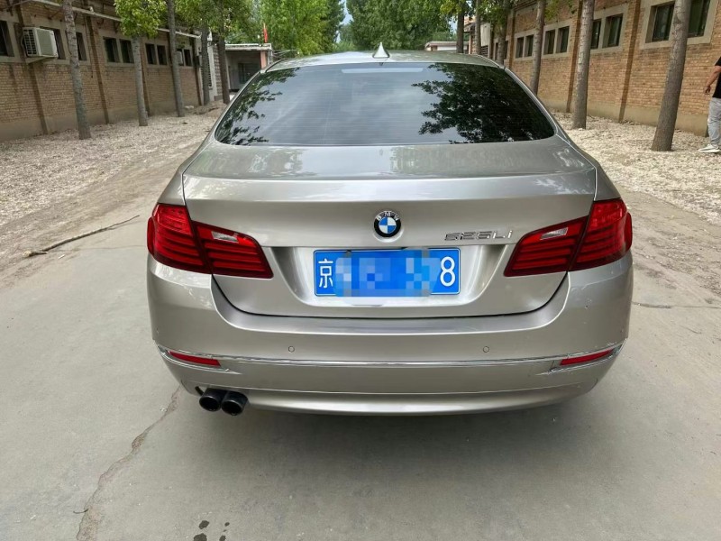 保定15年宝马5系9