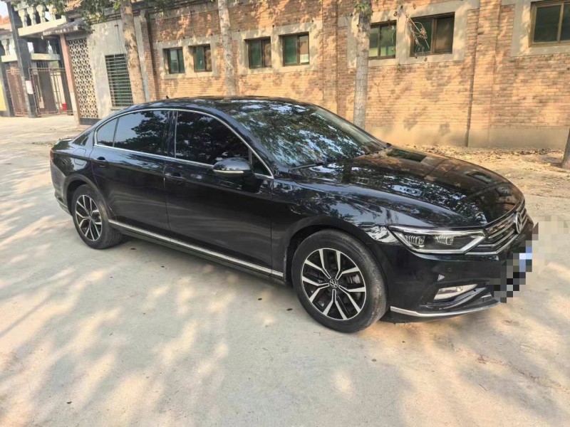 保定13年大众迈腾2