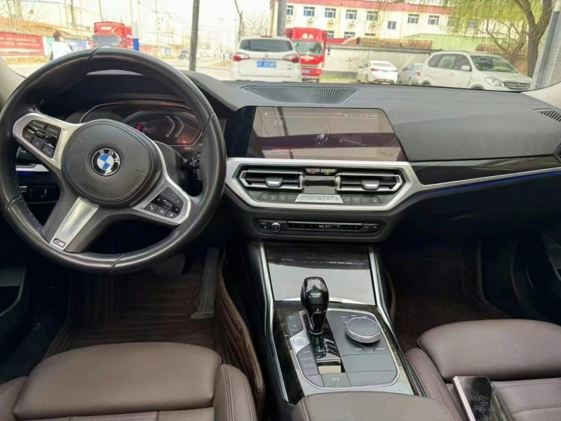 保定19年宝马3系7