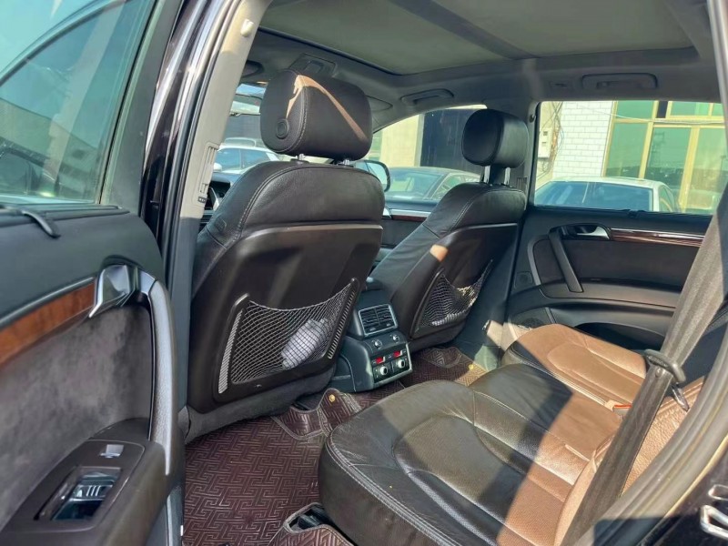 保定15年奥迪Q77