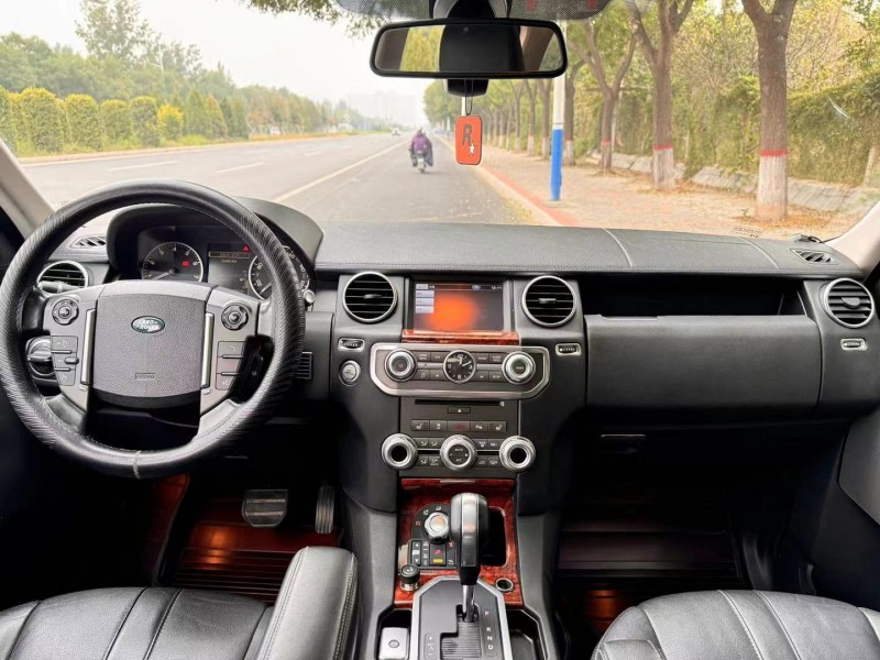 保定11年路虎发现6