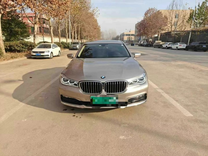 保定16年宝马7系1