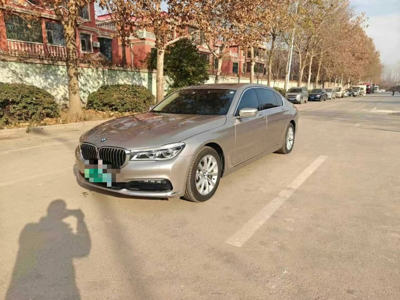 保定16年宝马7系3