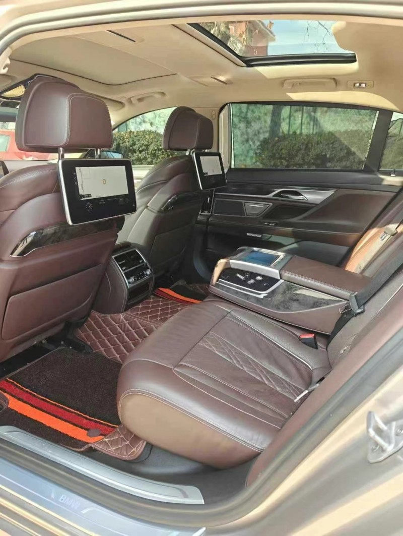 保定16年宝马7系5