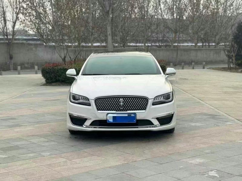 泰安17年林肯MKZ1