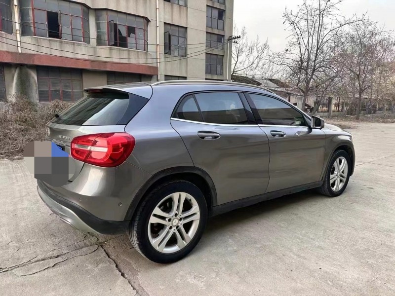 济宁14年奔驰GLA5