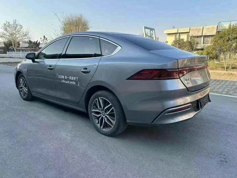 济宁22年比亚迪秦7