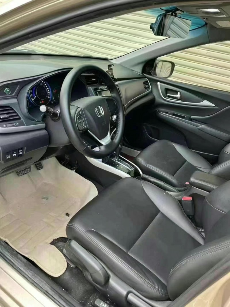佛山16年本田凌派6
