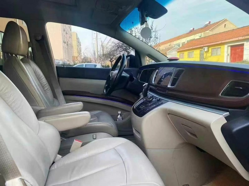 济宁16年别克GL88