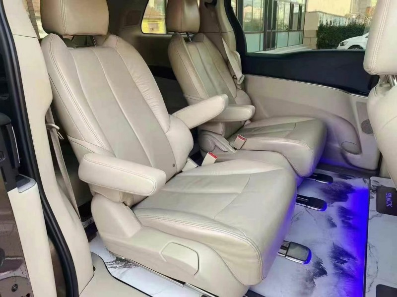 济宁16年别克GL89