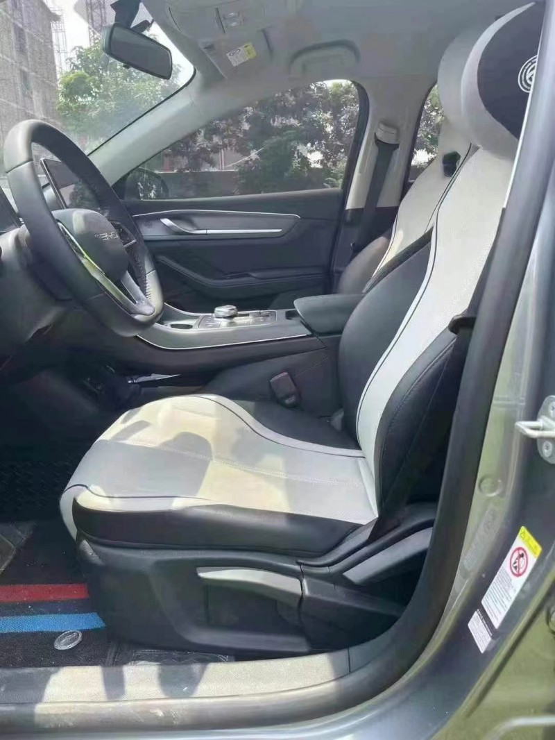 济宁24年比亚迪驱逐舰5