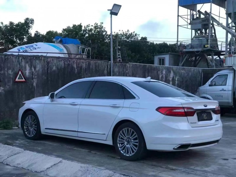 广州17年福特金牛座5