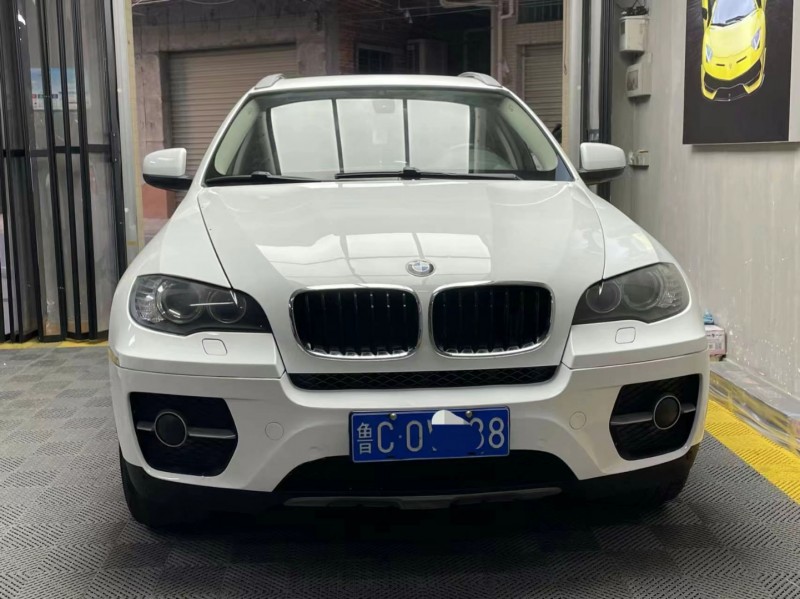 广州12年宝马X61