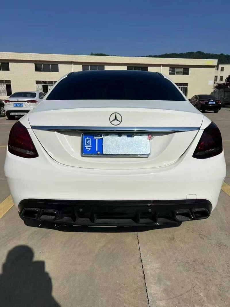 广州16年奔驰C8