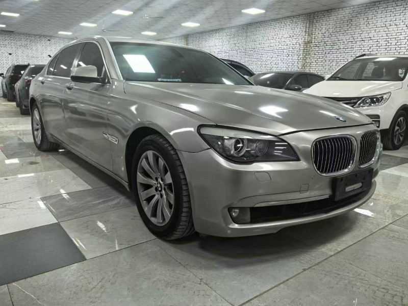 保定13年宝马7系3