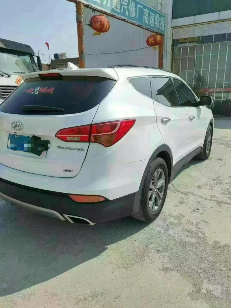 保定16年现代新胜达8