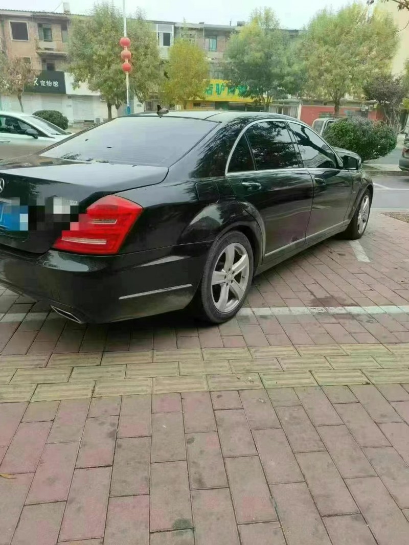 保定10年奔驰S4