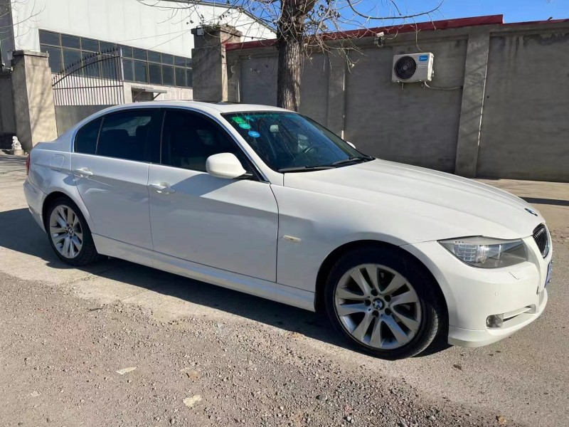 保定11年宝马3系3