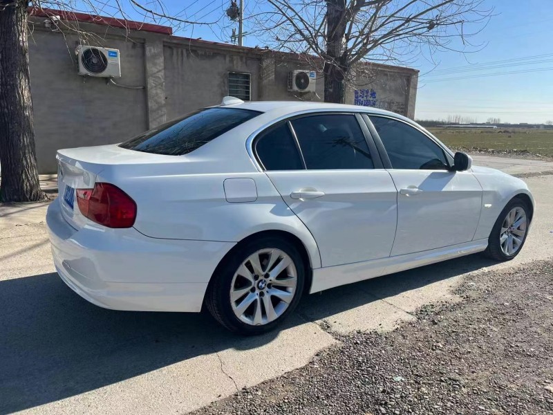 保定11年宝马3系4