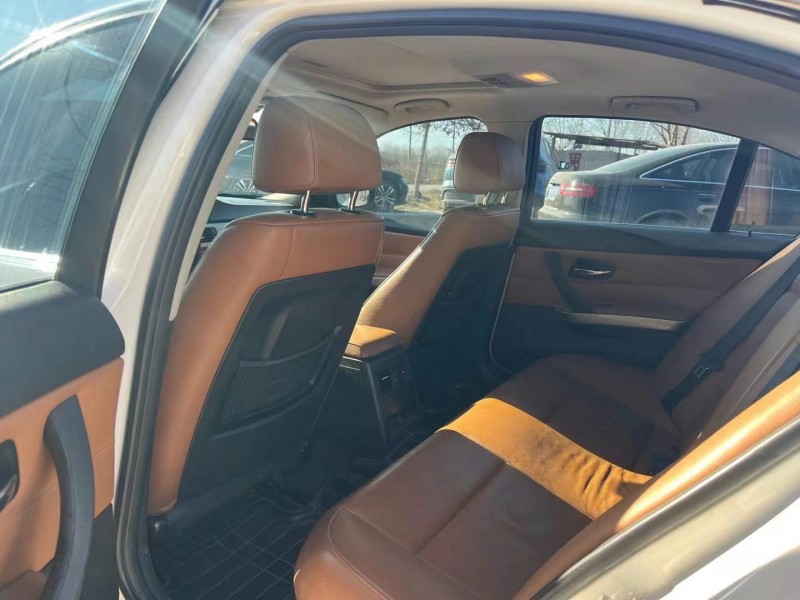 保定11年宝马3系5