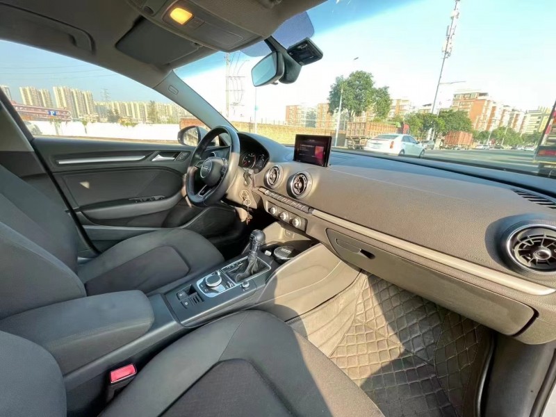 广州18年奥迪A35