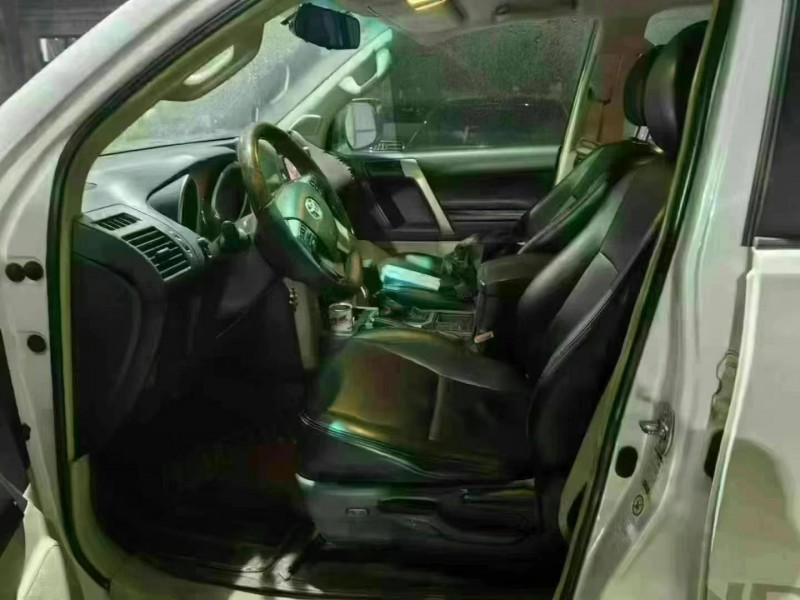 保定11年丰田普拉多7