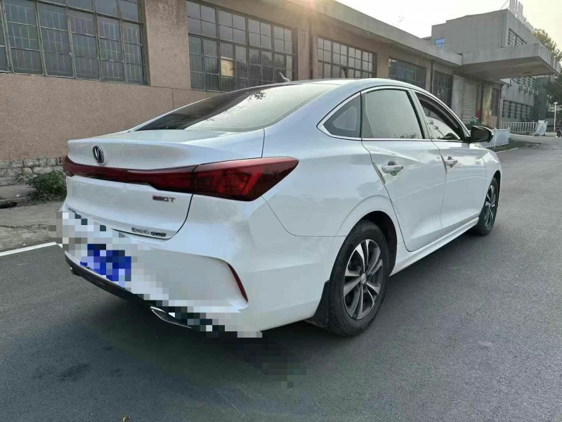 枣庄23年长安汽车逸动8