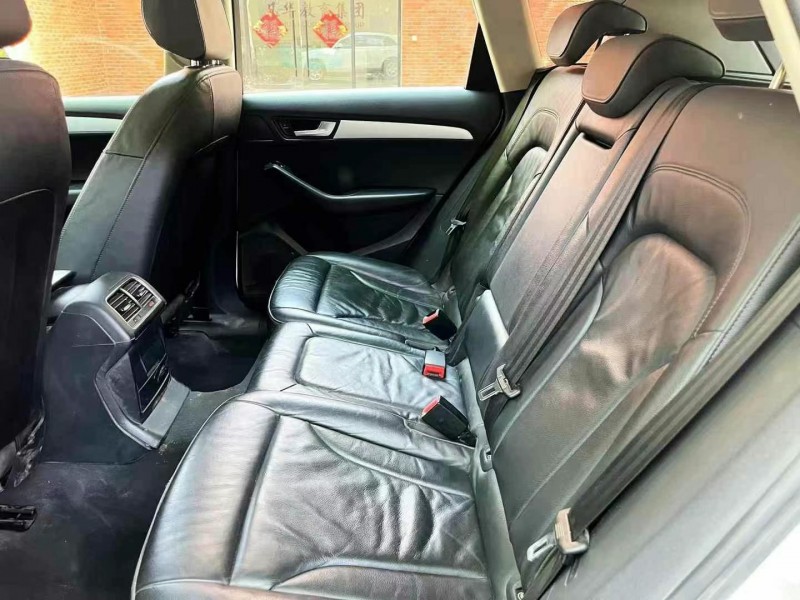 枣庄17年奥迪Q54