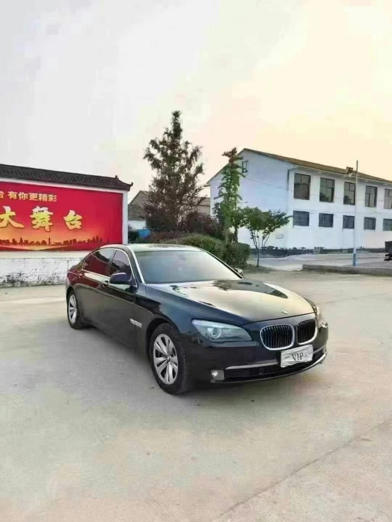 徐州10年宝马7系3