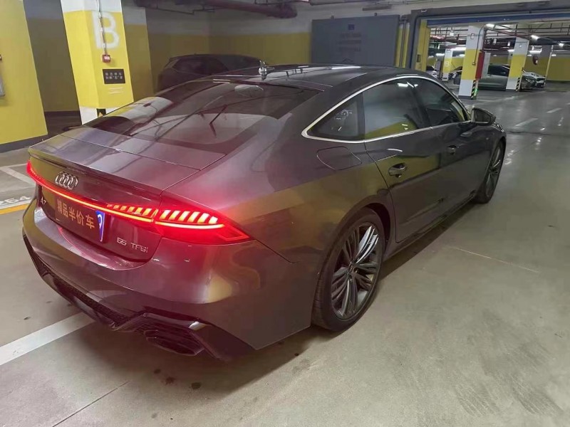 广州23年奥迪A7L8
