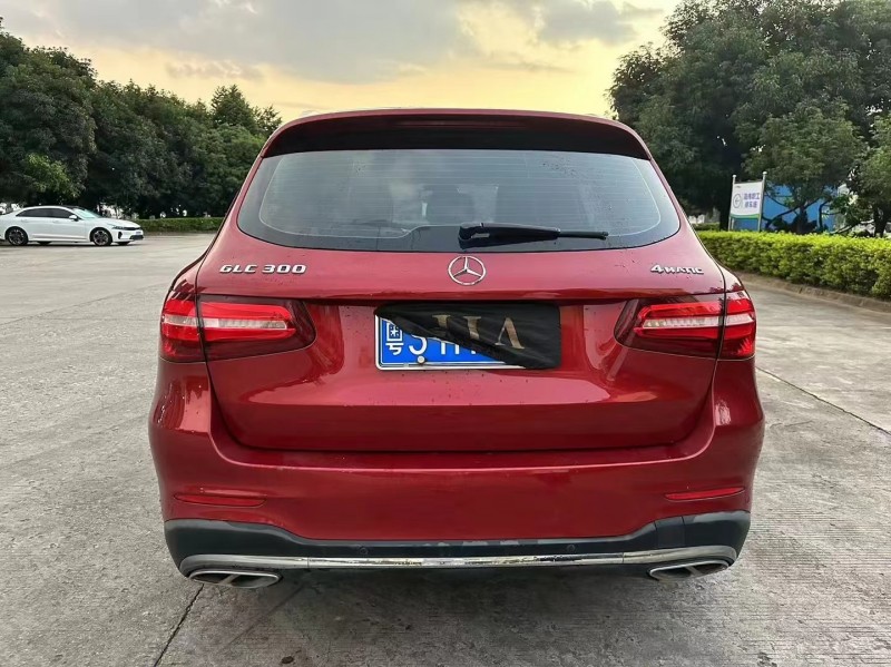 广州16年奔驰GLC9