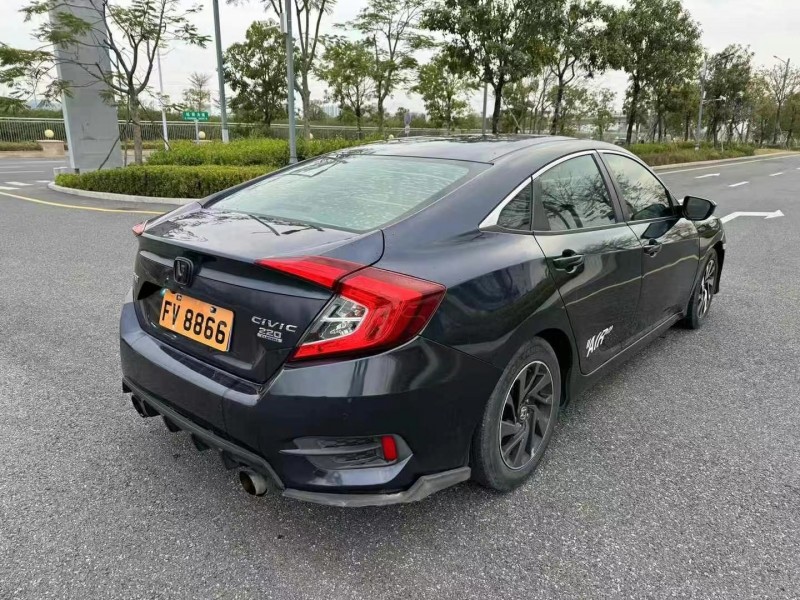 广州18年本田思域8