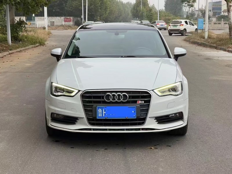 济宁16年奥迪A31