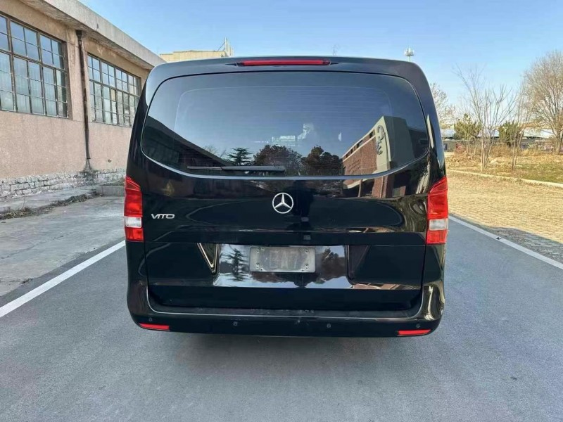 枣庄18年奔驰威霆9