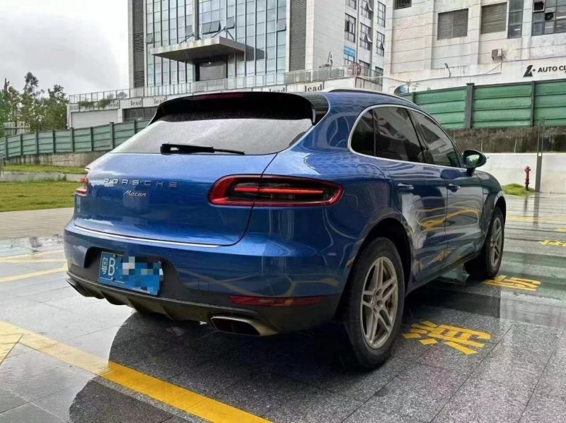 广州17年保时捷Macan8