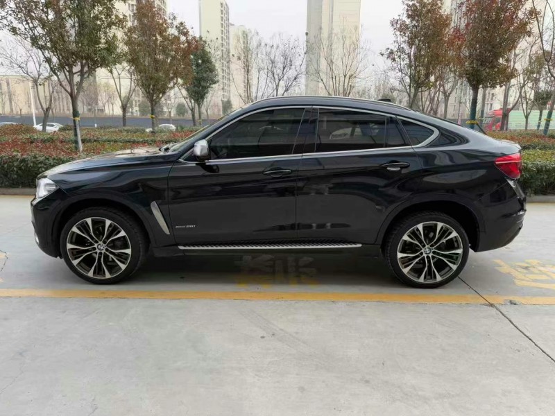 济宁18年宝马X67