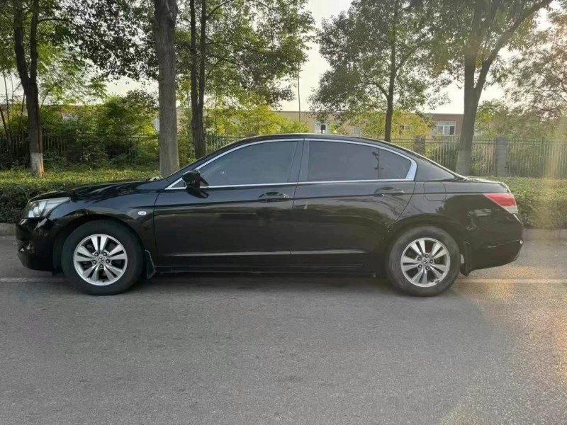 益阳10年本田雅阁3