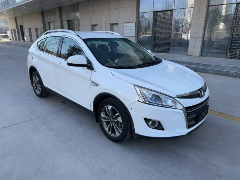 济宁16年纳智捷U6 TURBO2